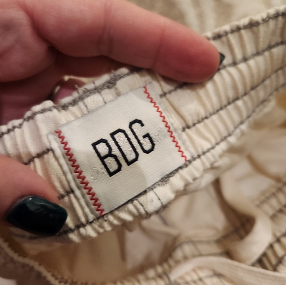 Set of 2 Urban Outfitters mens shorts - Picture 5 of 10